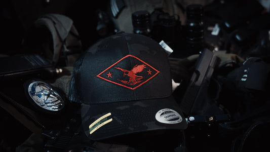 GUN-TRUCK HAT MULTICAM BLACK (DELTA RED)